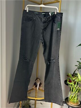 wild fable women’s Black wash low rise bootcut busted knees jeans plus size 14